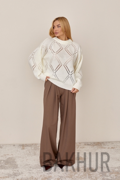 Светр жіночий